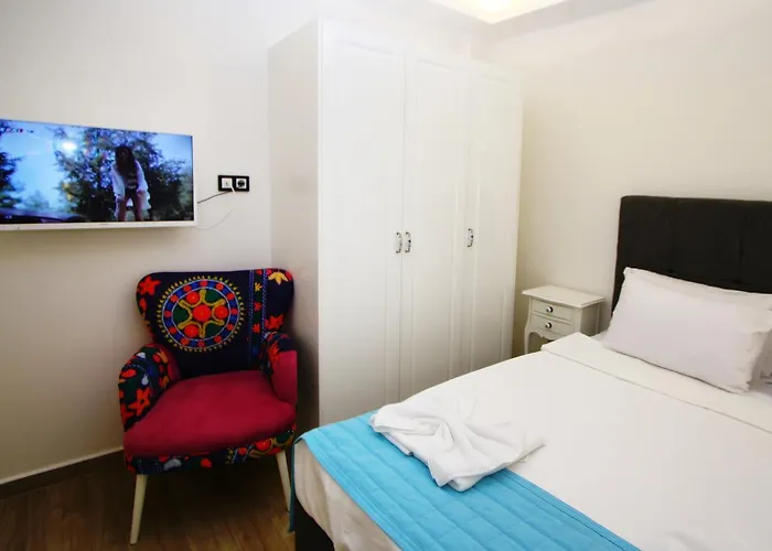 Cesme Kale Tas Apart
