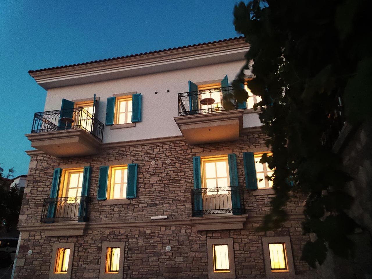 Kale Tas * Cesme